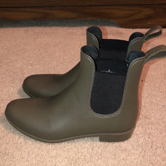 Merona Shoes - Merona women’s ankle rain boot